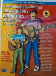 J'accompagne facilement les chansons enfantines à la guitare