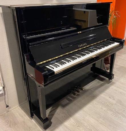 YAMAHA - U 3 - Piano d'occasion